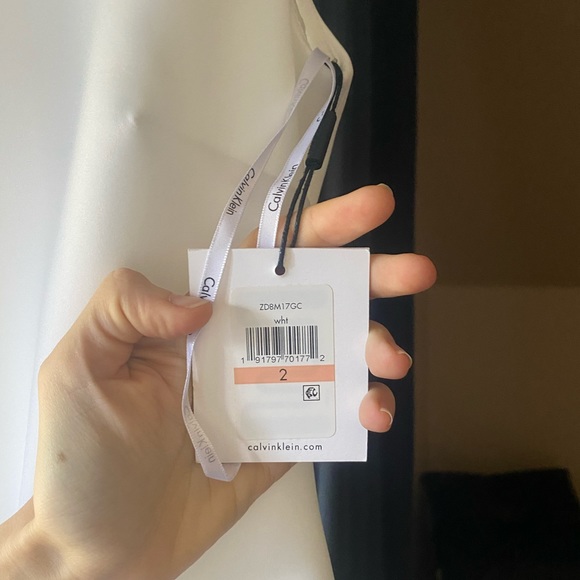 NWT Ruffle collar neck Calvin Klein Scuba Shift Dress - Picture 2 of 3